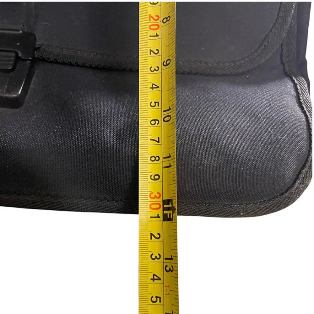 Delsey laptop messenger bag
